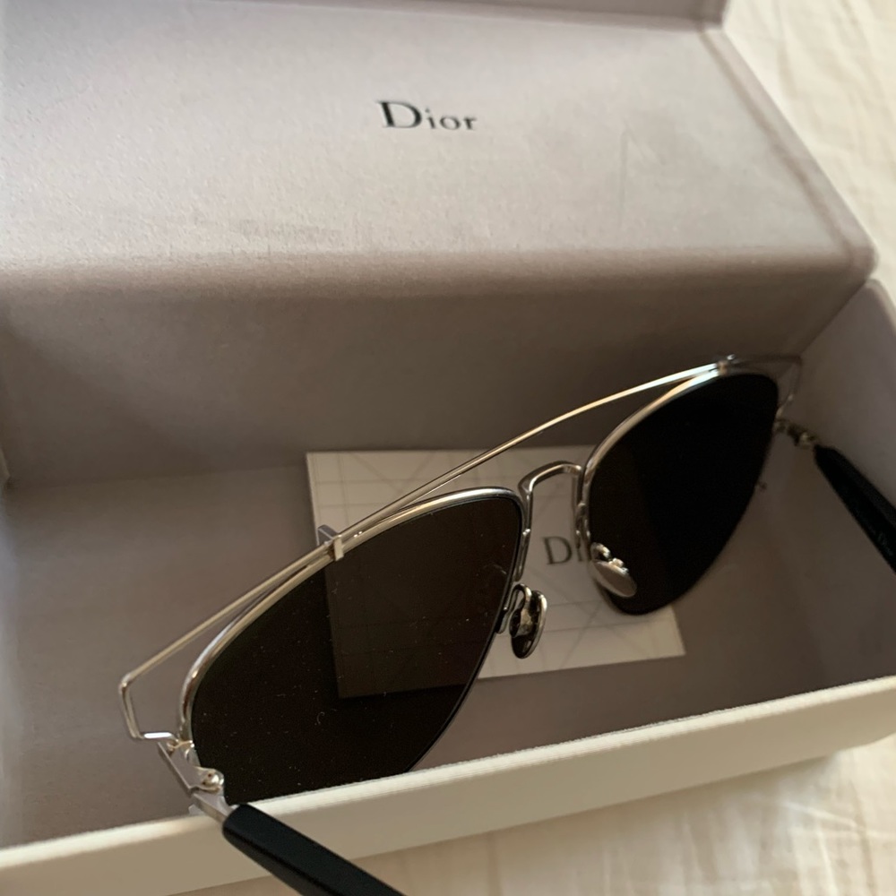 DIOR aviator glasses silver